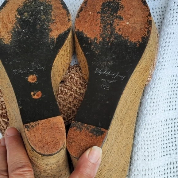 Elizabeth &  James Crochet sandals 10 - Picture 7 of 8